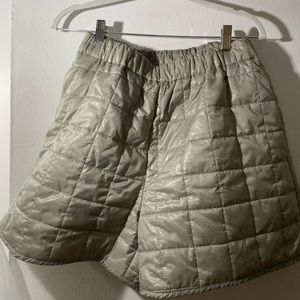 BRAND NEW WEEKDAY PUFFER DOWN SHORTS - S / M / L